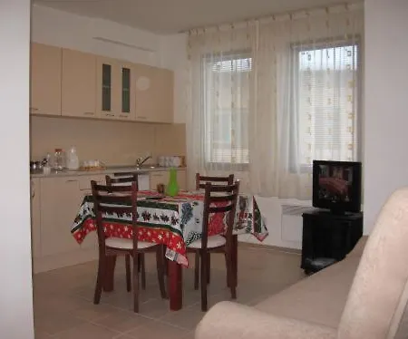 Sveti Stefan Hotel apartamentowy 3*