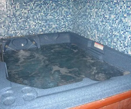 Sveti Stefan アパートホテル バンスコ