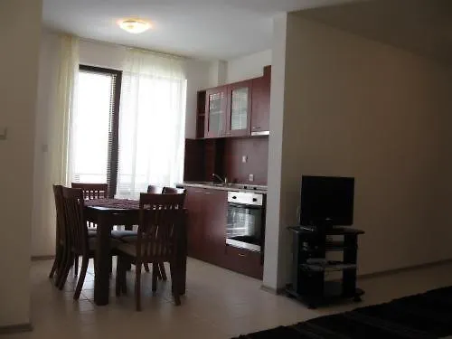 Aparthotel Sveti Stefan 3*